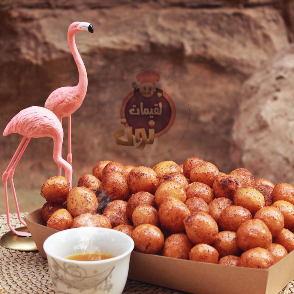 لقيمات بالقرفه الطعم والشكل لايقاوم للطلب حالياً عن طريق الواتس
