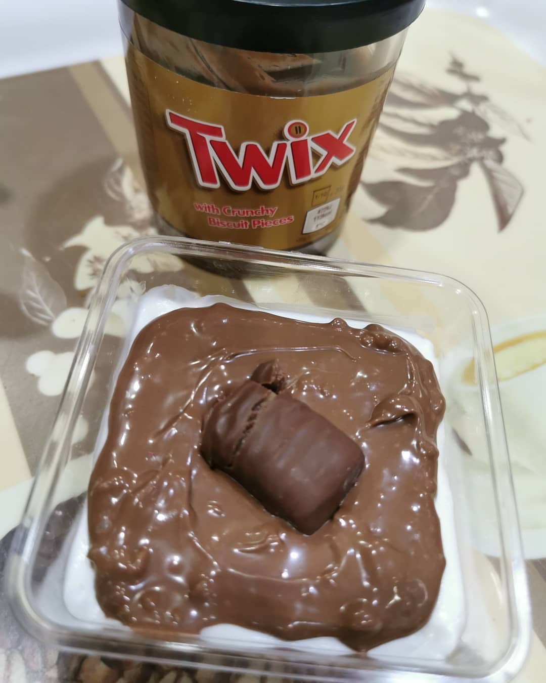 #مساء_الخير جميعاً اليوم نكهة جديدة #شيز_كيك التويكس #شغلي_انا #متوفر في حياكم #القطيف #تا