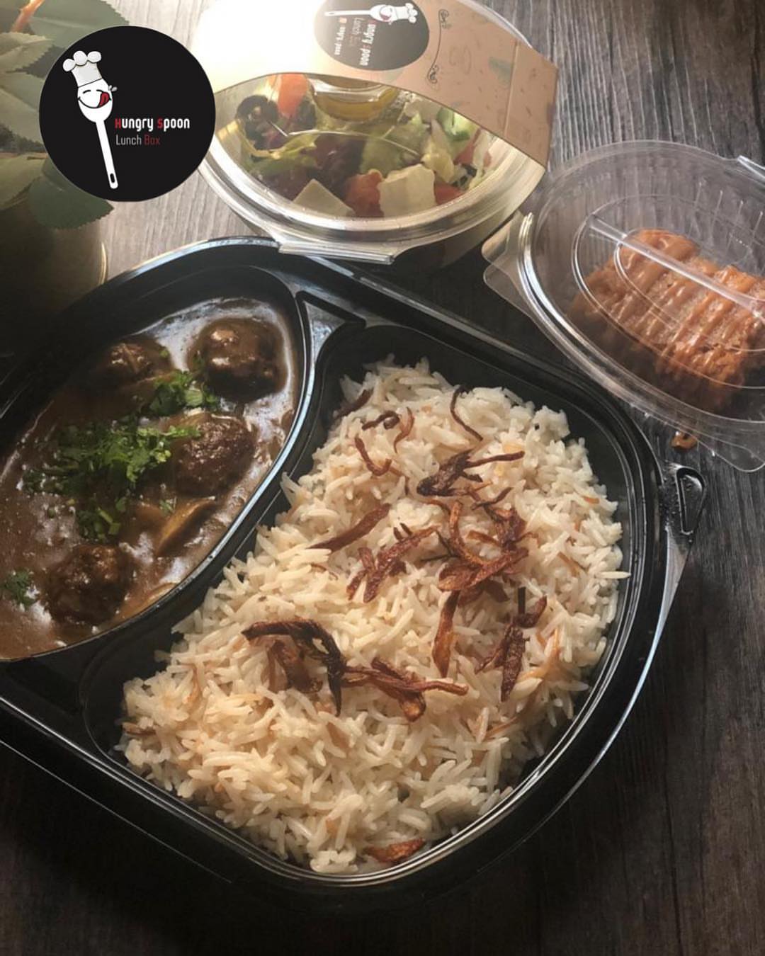 وجبة اليوم ‍ #موظفات #غداء_عمل_اليوم #سلطات_لذيذه #غداء_عمل #غداء_اليوم #غداء_تايم #لذيذ #