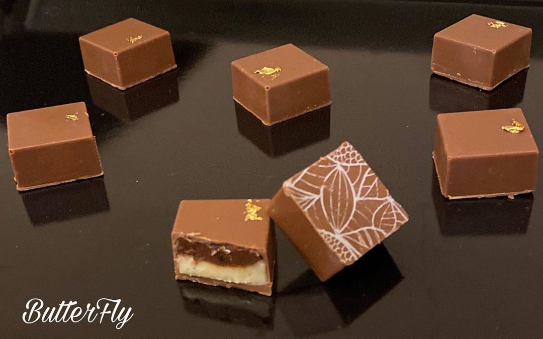 بلاك&وايت شوكولاتة بحشوة قهوة الاسبريسو والفانيليا Black &White ‏Chocolate filled with cof