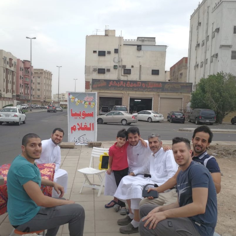 شرفونا عدي بري نائب مدير بنك التنمية الاجتماعية ودكتور فارس بري ورضوان حافظ من وزارة الاتص