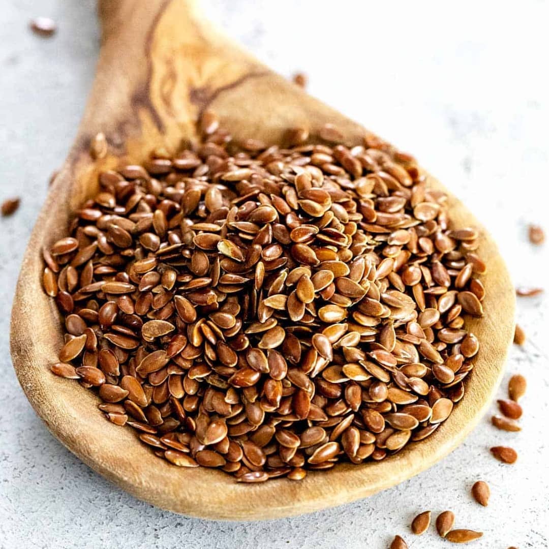 Our Ferrero Rocher bites are full of omega-3s & flaxseeds ✔️ #raw #bites #bitez #healthysn