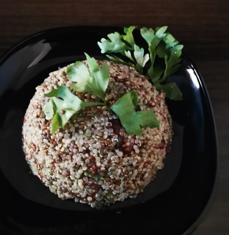 #quinoa #cleanmeal #healthyfood #keepithealthy #riyadhfood #riyadh #fitfam #newyou #gymfoo