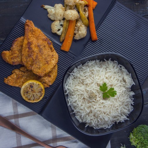 Lemon Chicken دجـاج بالليمــون Nutrition facts: Calories: 326 Protein: 50g Fat: 9.5g Carbs