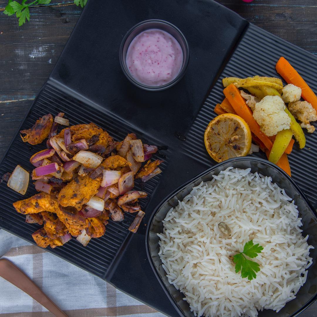 Chicken Shawarma شـاورمــا الدجـاج Nutrition facts: Calories: 390 Fat: 7.7g Carbs: 3.1g Pr