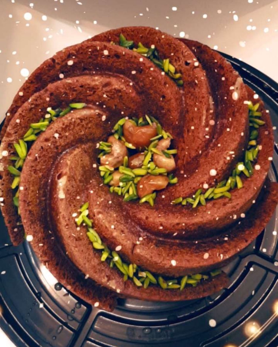 صحة وهناء على زبونتنا الغالية ♥️ . . . . . . . . . . . . . #6oorah_cake #cake #dates_cake