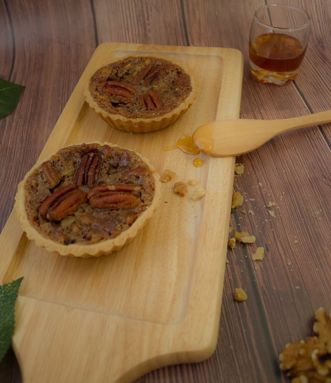 . #البيكان #البيكان_تارت #حلويات #pie Pecan pie . . . . #البيكان #pie فطيرة جوز البيكان #p