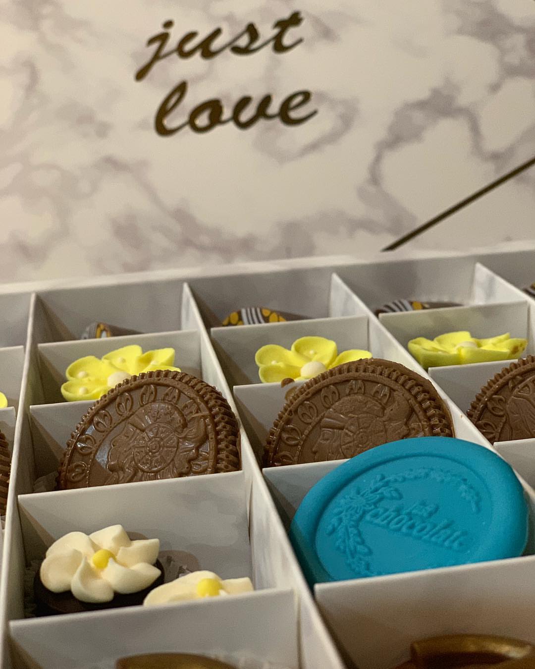 كل عام وانتم بخير #رمضان_2019 #حلى_قهوة #شوكلت #شوكلت_بلجيكي #عيد #عيديات #عيديات_اطفال #ع