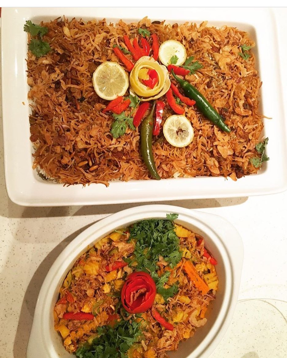 طلبية عميلتنا بالعافيه رز#رز_شعيريه#غداء#أكل_صحي#عشاء#خضار#صواني_عشاء#صواني-غداء#كبسه #بوف