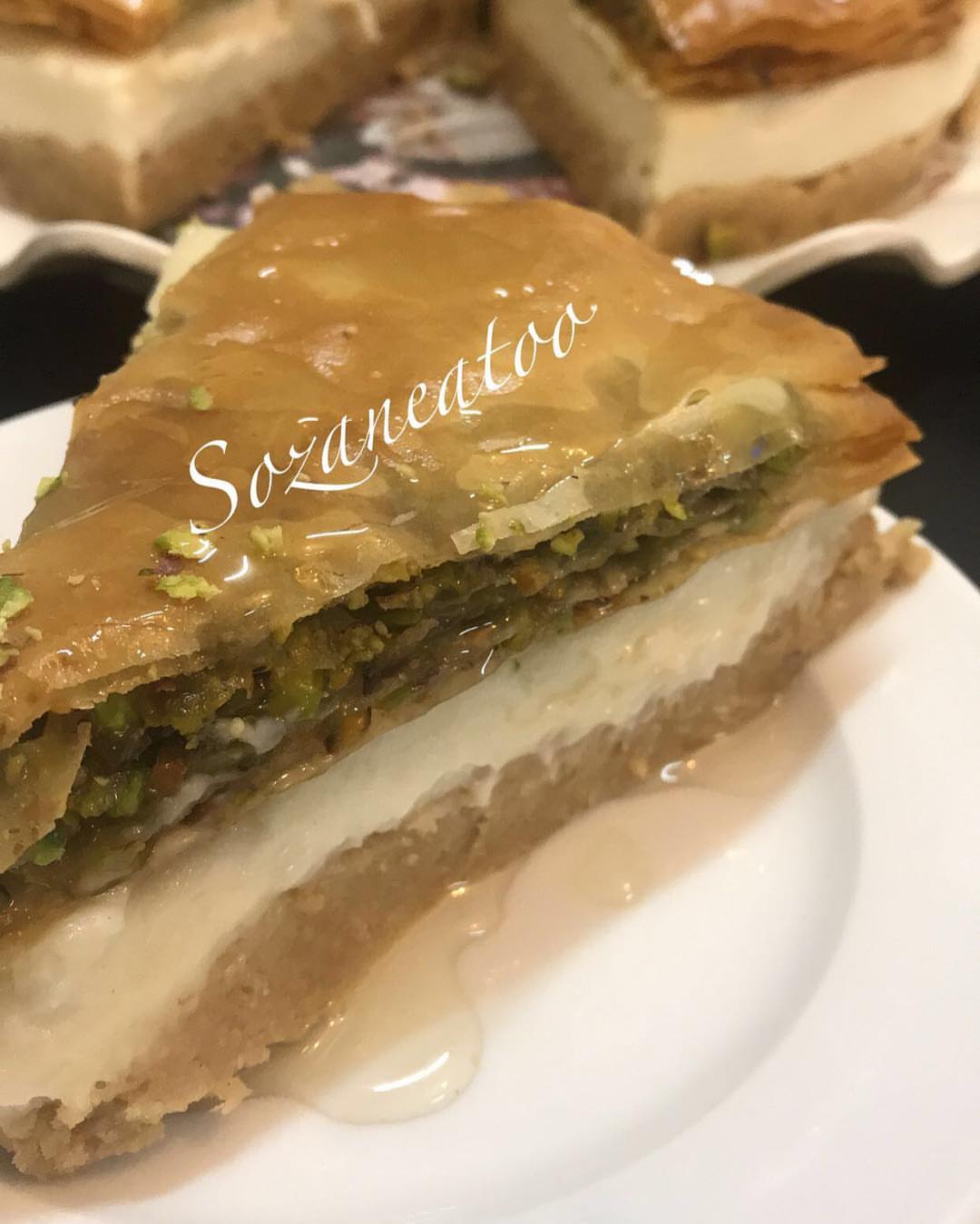 باسم الله وطبقنا الطريقه ولله الحمد نالت اعجاب الجميع وعليكم بالعافيه ماأرجوه دعوه في ظهر