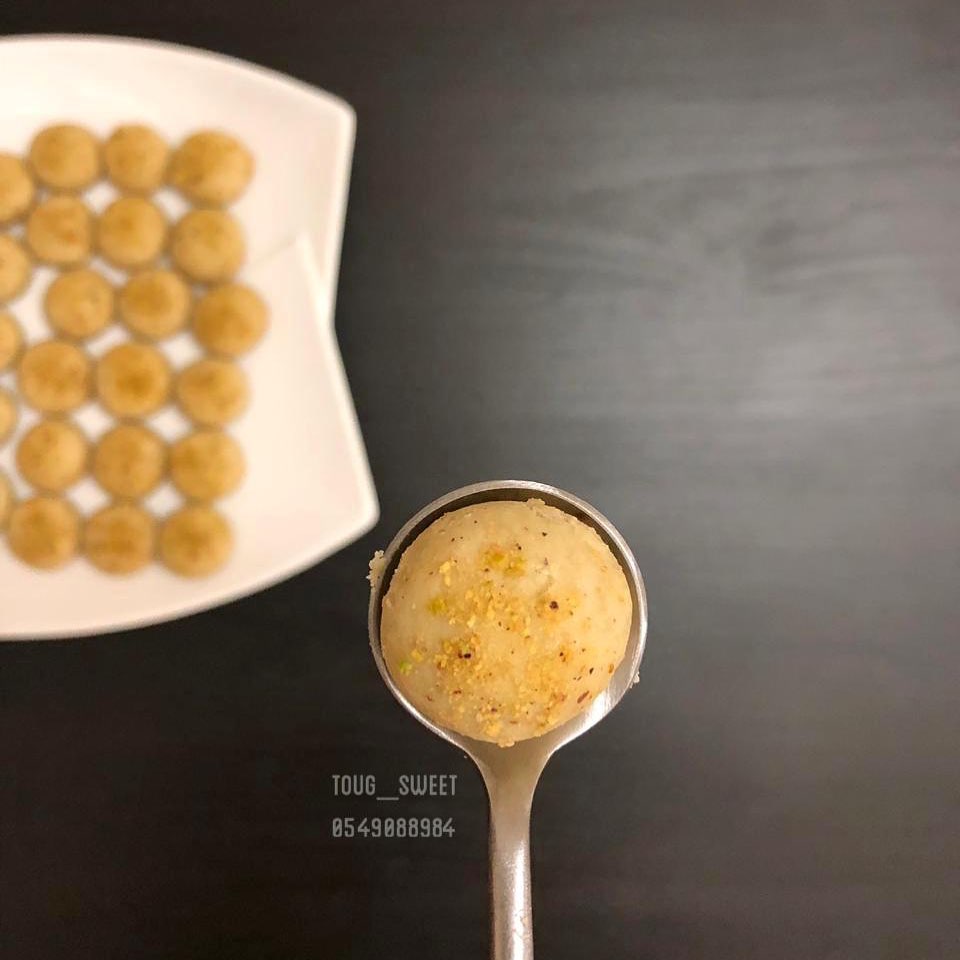 غريبه الفستق ( البستاشيو ) . . . . . #غريبه_سادة #غريبه #غريبه_بالهيل #غريبه_بالفستق #غريب