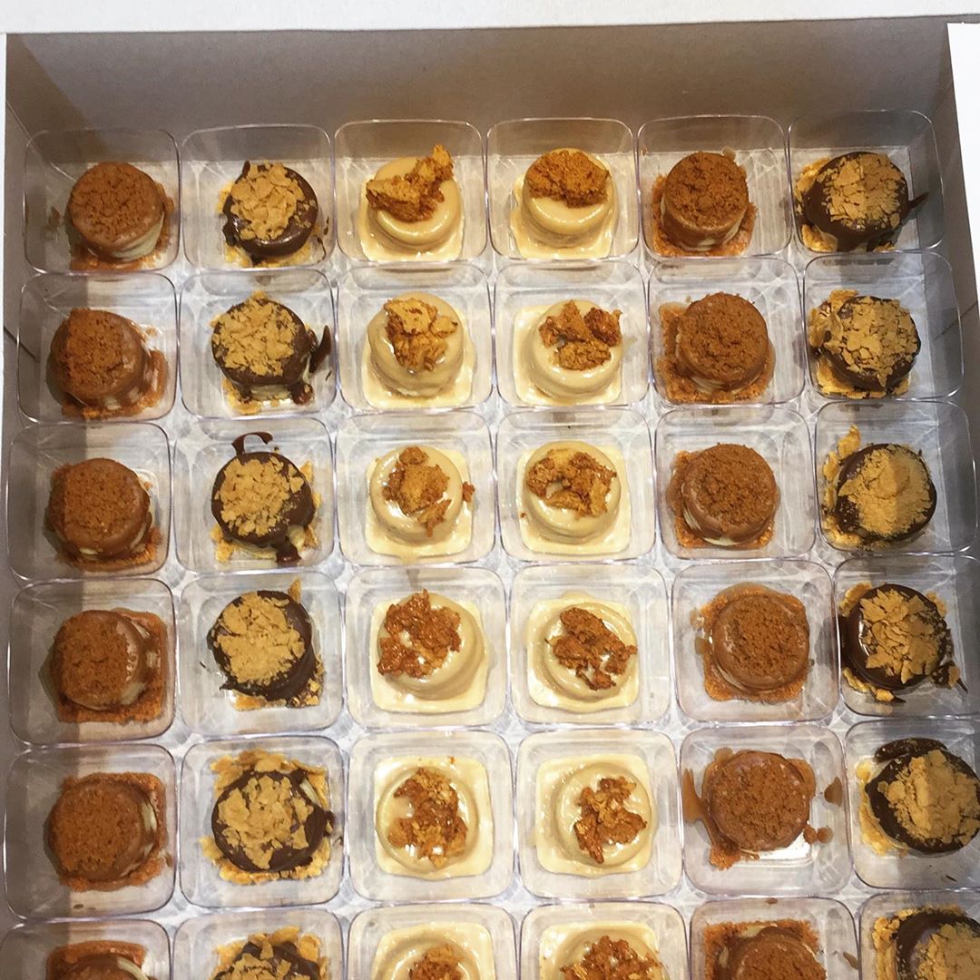 صحة وعافية Special sauce Lotus Nutella ‏#minipancakes#mini#minisweets#sweets#pancakes#توزي