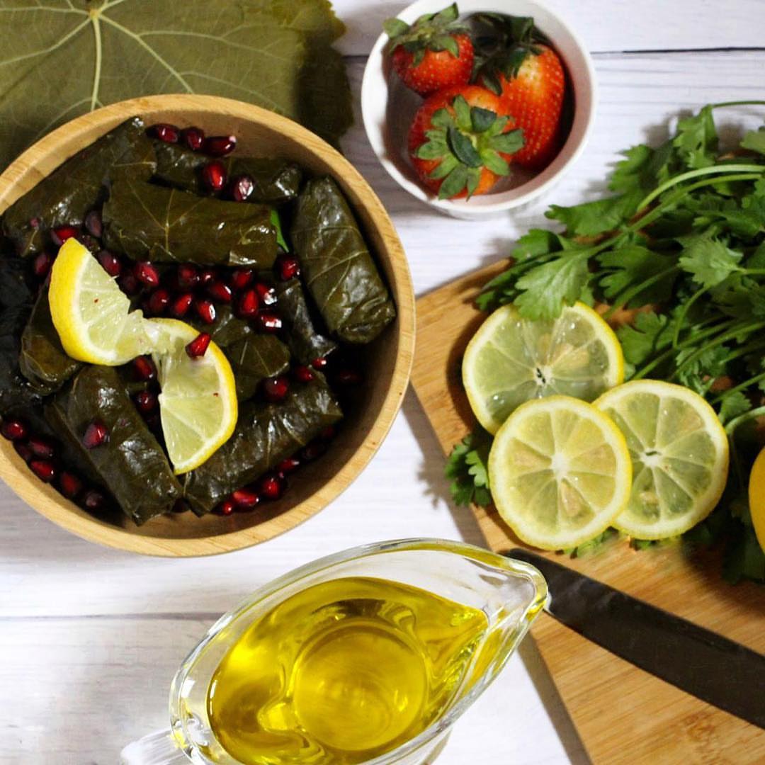 ما ينقص سهرتكم الا #عنب_وورق