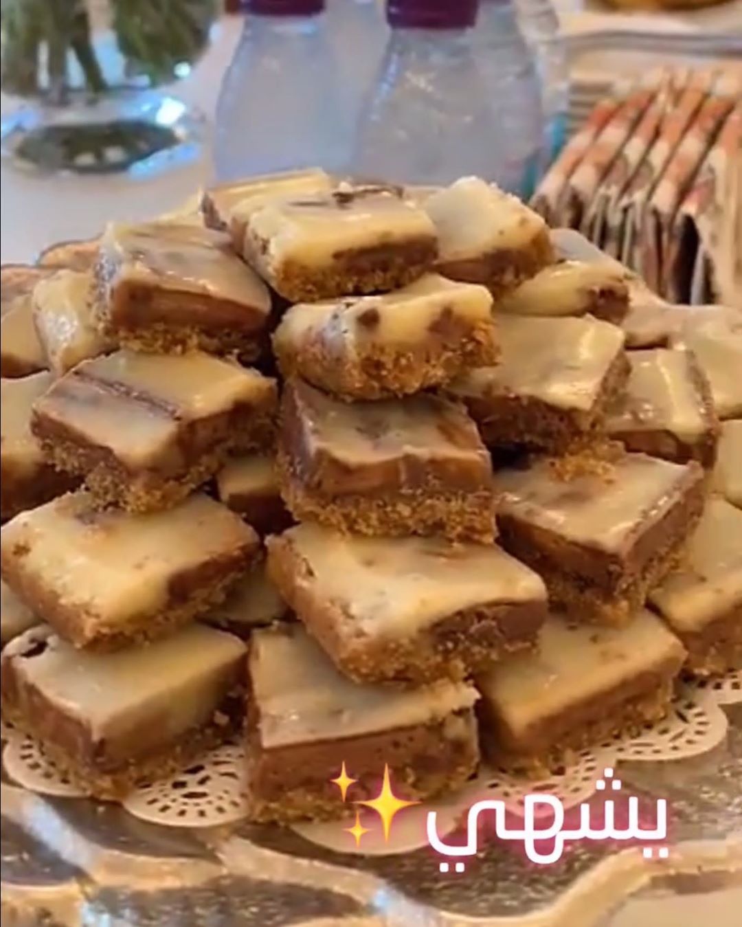 لذيذ وخفيف ويذوووب بالفم #حلويات #حلويات_العيد