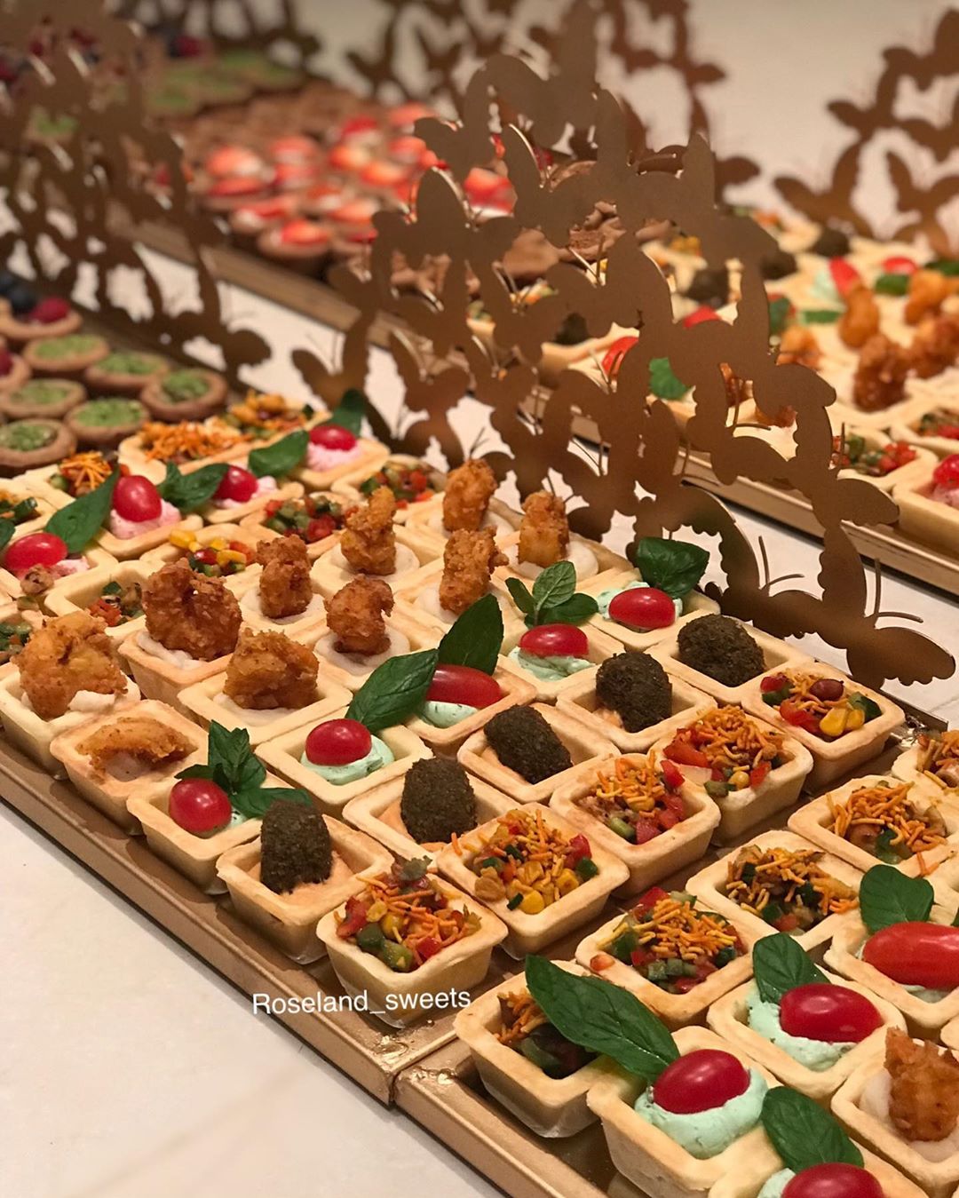 صينية ساندويشات المعمول .. مرتبه وانيقه