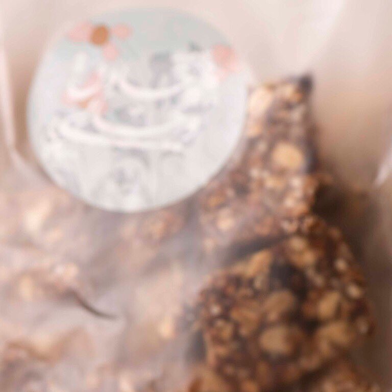 جرانولا بالتمر والهيل جرانولا بالزعفران جرانولا باللافندر بافضل انواع المكسرات والفواكه ال