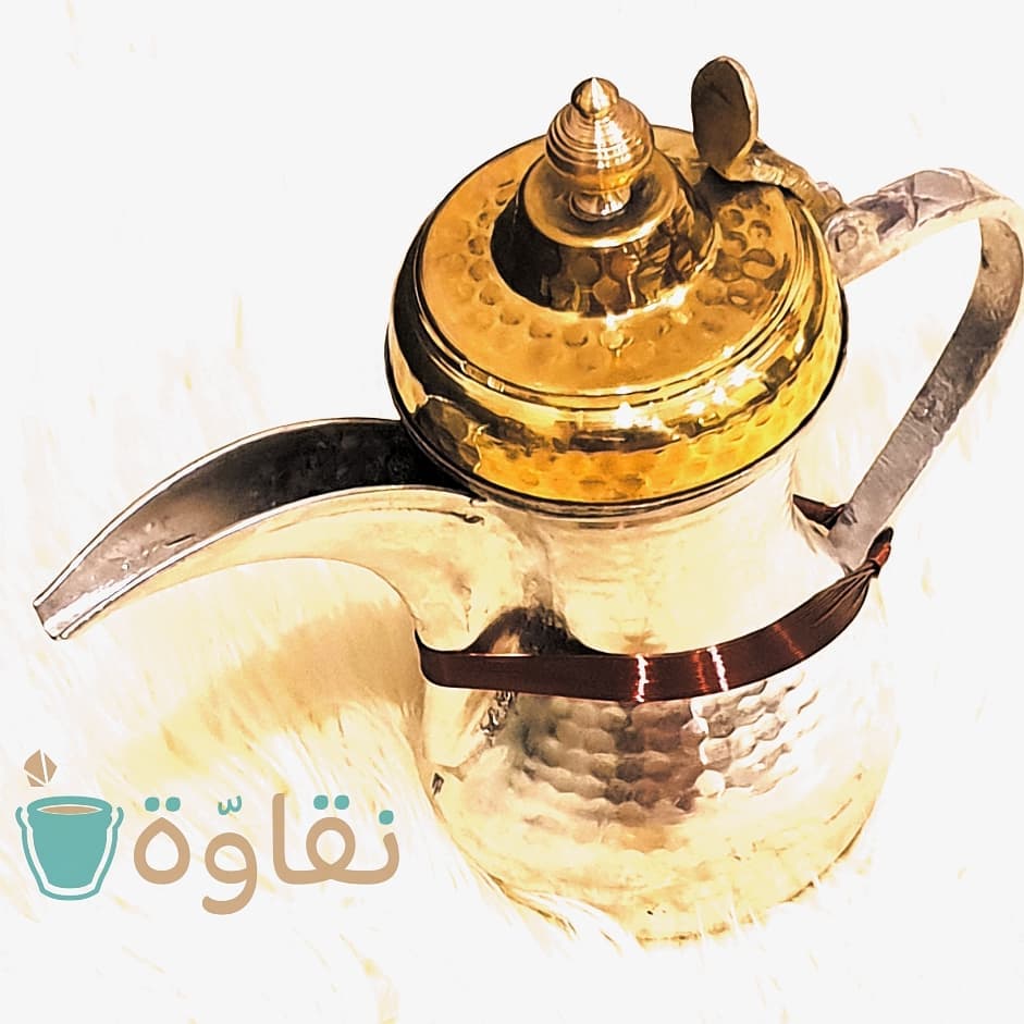 اللي يحب الشكل ماهمه الروح ! هذي محبه ,, تحت بند الوقاحه واللي يحب بصدق من دون مصلوح هذي ع