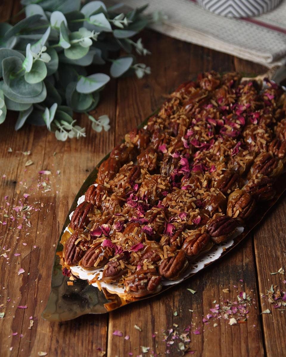 كمية محدودة من صواني التمر جاهزة للعيد حلى#جمعه#عيد#رمضان#فطور#تمر#تمريه#الدمام#الخبر#الظه
