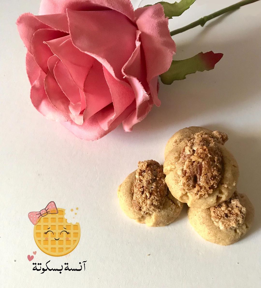 تخذلُنا الحياة ويُساندنا لُطف الله.”❤️