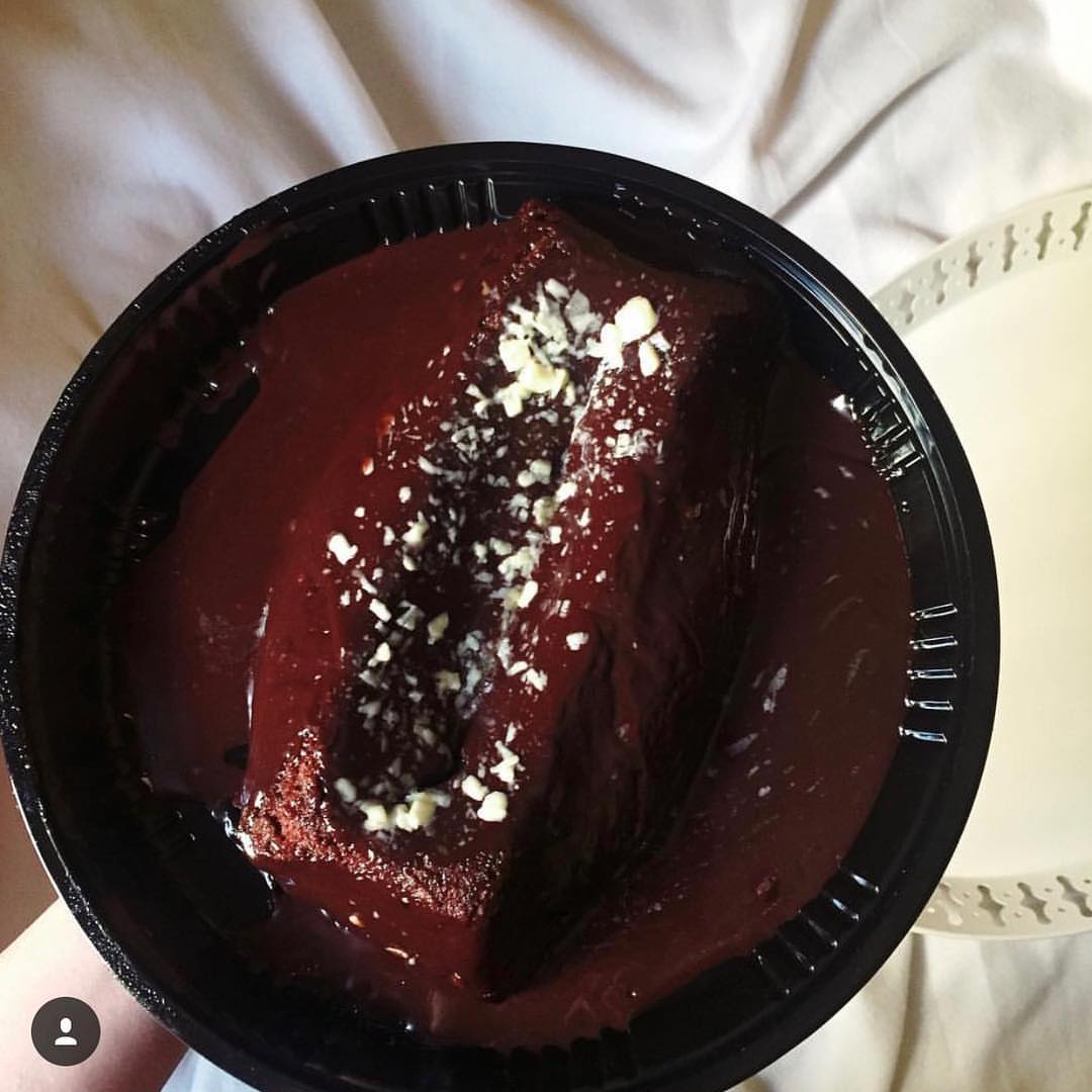 شوكليت كيك Chocolate cake من #أرتال انتظرونا قريبا • • • • • •