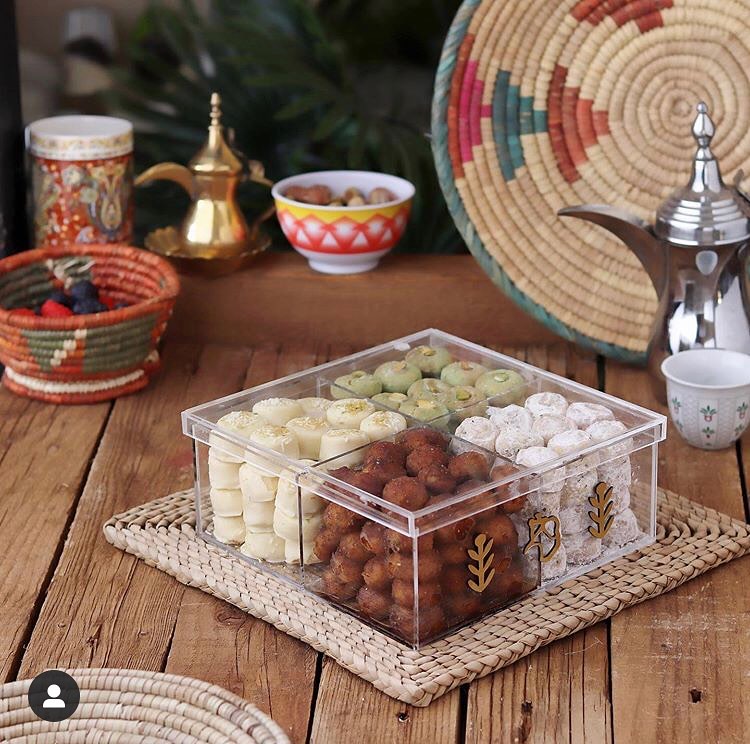 ‏9 مضان *صَبآحٌ : يحملَ ، ﻓيّ سَماءهٌہ ألفْ أمنية صبإحَ أستعيذَ ﻓيہ ربيّ من كل ضرَ واسألہ