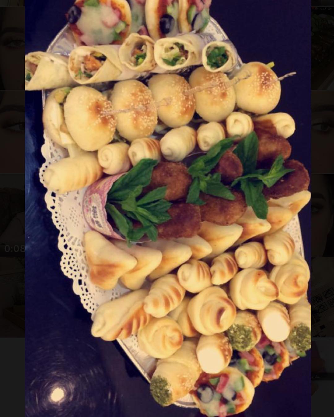 فطايرنا مع الافخاذ ب١٢٠ وسط كبير ١٨٠ ❤️❤️❤️ #فطاير #افخاذ