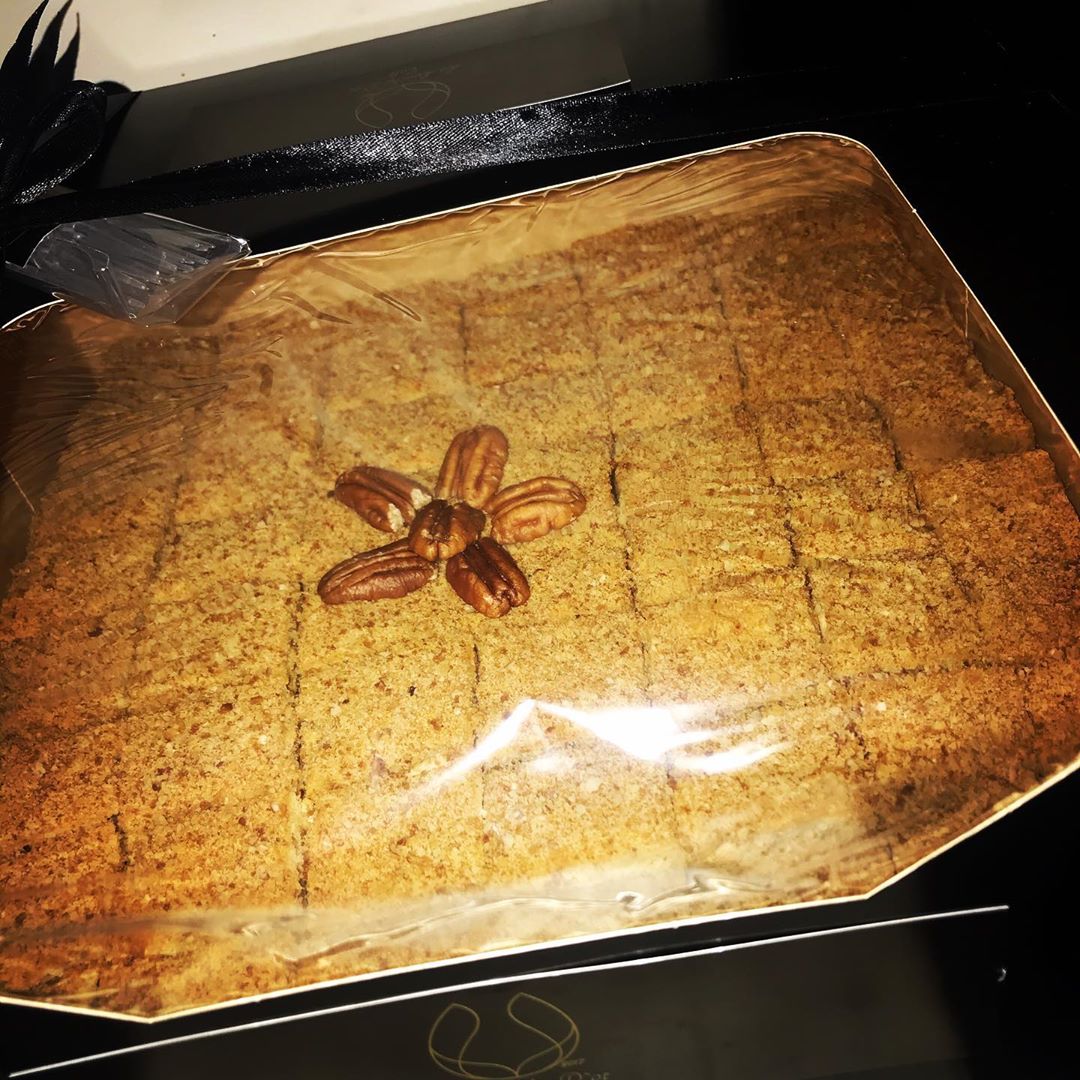 جديدنا مكعبات كيكه العسل لضيافه فاخر