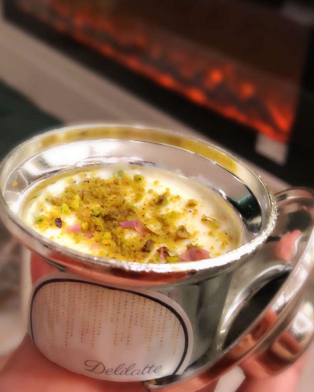 الله يسعدكم على الكلمة الطيبة نتشرف بزباين مثلك ❤️