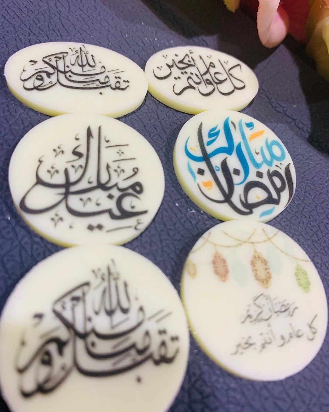 #لوقو_الضيافة مناسبة لتقديماتك وتوزيعاتك ممكن إضافتها كلمسة جمالية لتقديمك مع #الكابتشينو