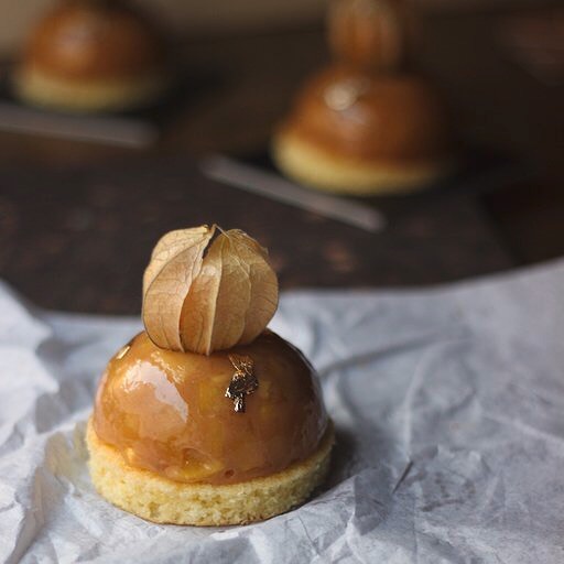 Apple Caramel ✨ من المنتجات الخاصه بتموين المقاهي