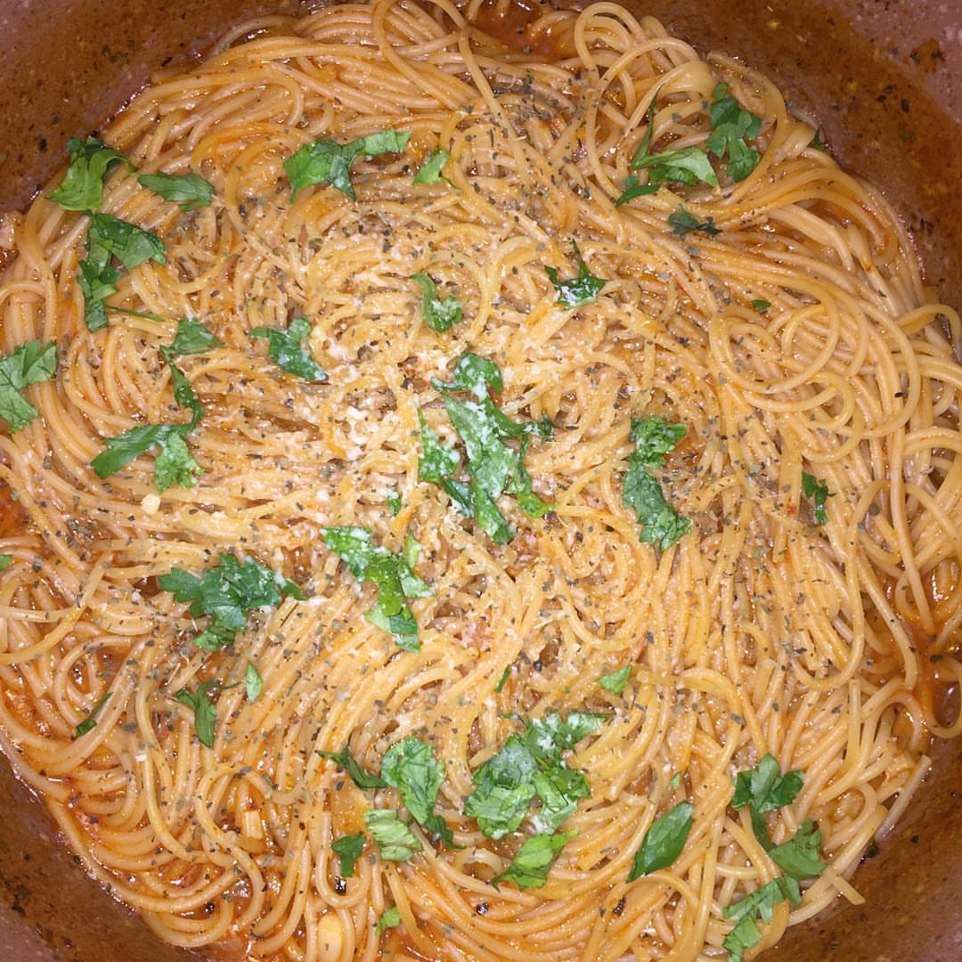 Spaghetti #اسرمنتجة #طباخين_العرب #طبخي #حامض_حلو #لذيذ #يمي #اسر_منتجه #السعودية #اكسبلور