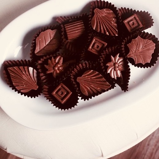 . حلويات رؤى | Roaa Chocolate