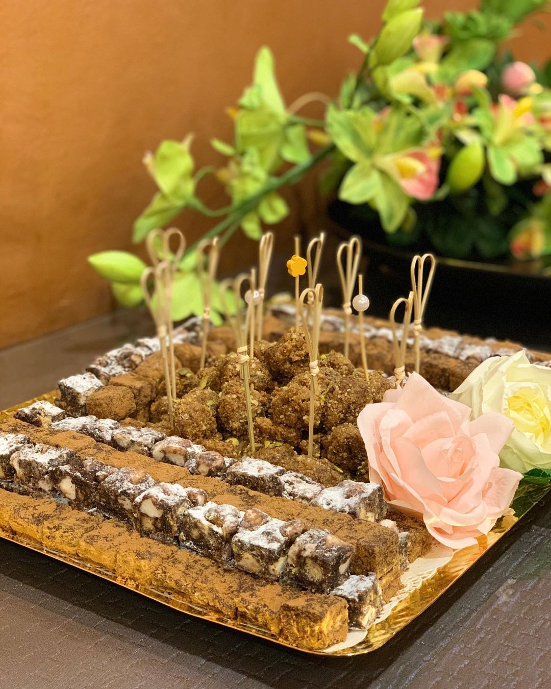 بسبوسة سادة✨لا تفوتك بسبوسة ميلّا.. . #بسبوسة#حلويات#حلى#لذيذ#بسبوسه_بالقشطه#بسبوسه_ساده