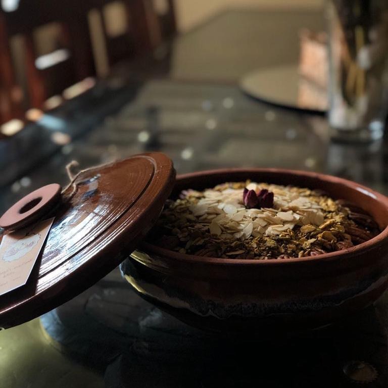 مبارك عليكم الشهرللطلب التواصل دايركت مسج