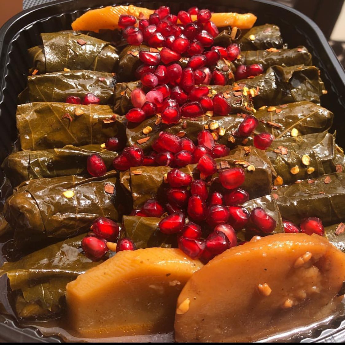 عليهم بالعافية من طلباتهم ورق عنب سبايسي #ورق_عنب #دولمه #الخبر #الظهران #الدمام #مفرزنات