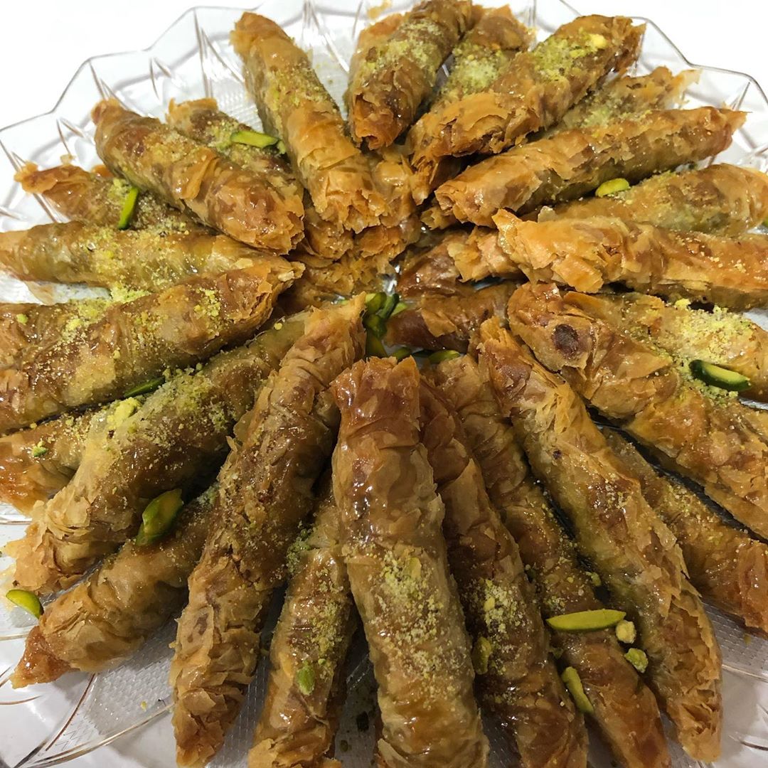 اصابع البقلاوه بالفستق #طبخ #محاشي #محشي #حلويات #كوكيز #شوكولاته #حلى #كنافة #مطبخ #طبخ #