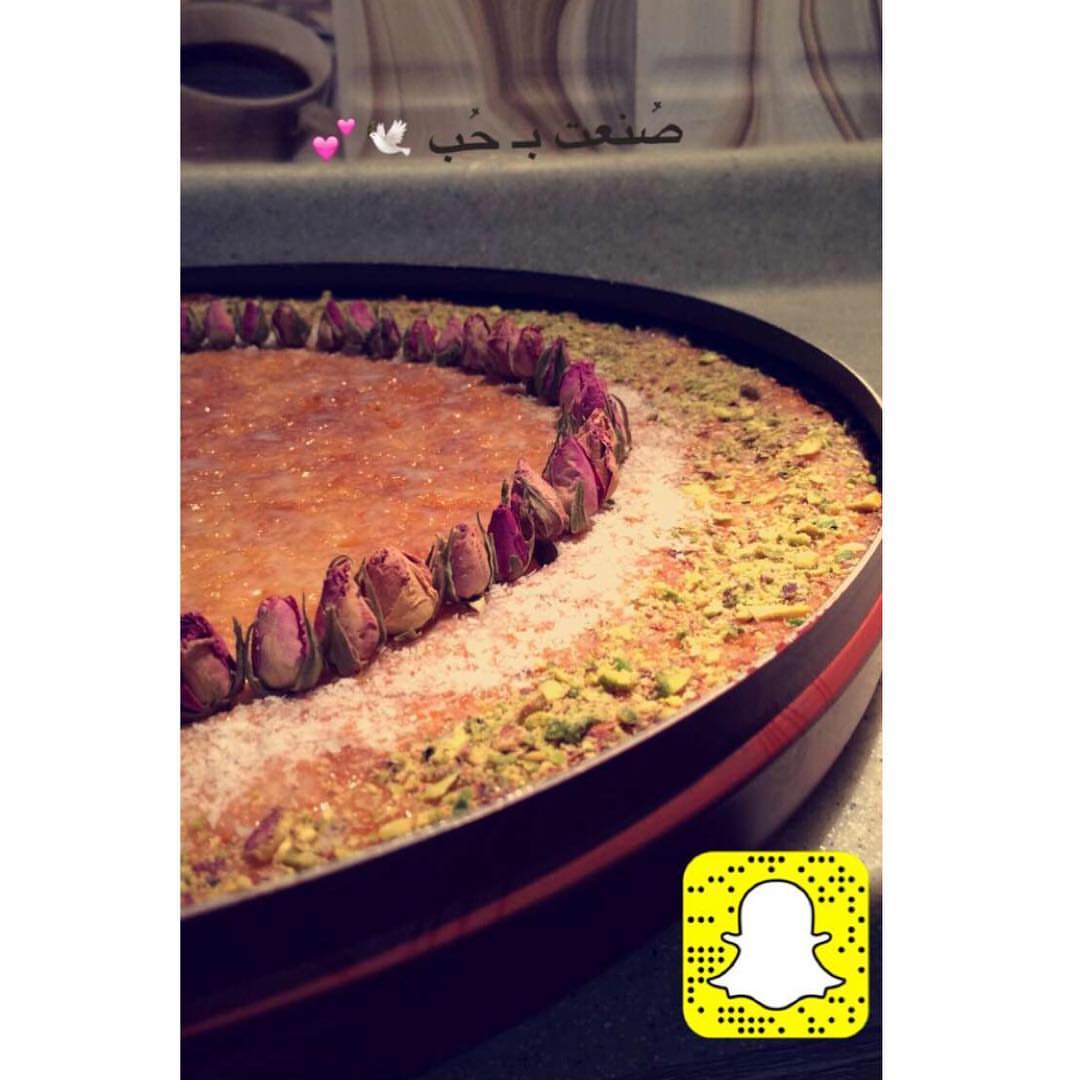 بسبوسه . ‏Snap: Tofa_kitchen . . #طلبات_خارجيه#مفرزنات#طلبيه#حجز#موعد#طلبات#شعبيات#حلويات#