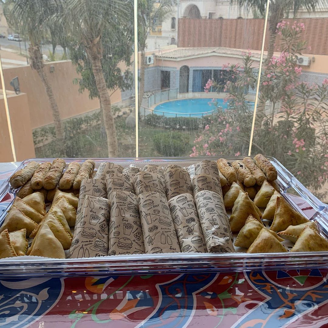 الأفطار مع الذ معجنات