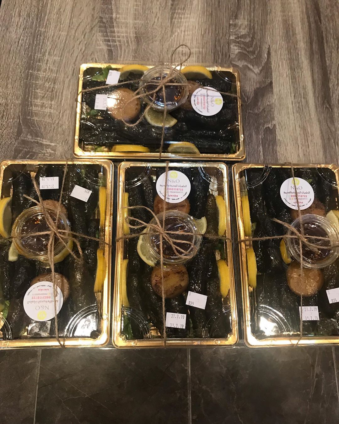 ورق عنب بدبس الرمان في محل نقوتنا حي الربيع #ورق_عنب #حامض #حلوياتي #حلوو #ليمون #دبس_رمان