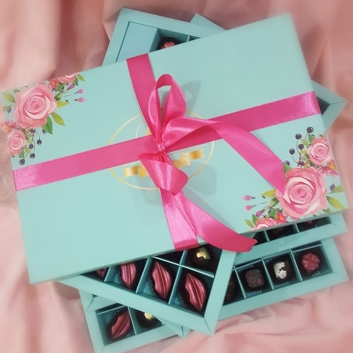 بوكس شوكولاتة بحشوات لجميع مناسباتكم ❤️ للطلب واتساب