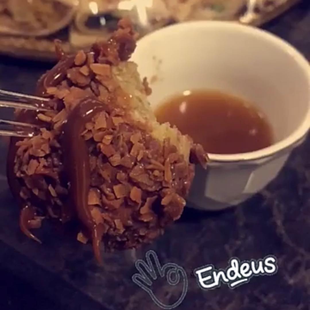 ياراعي الكيف لا سويت فنجاله .. أحرص على صبته للكيف نقادي ☕️ #قهوة #قهوة_الصباح #قهوة_عصر