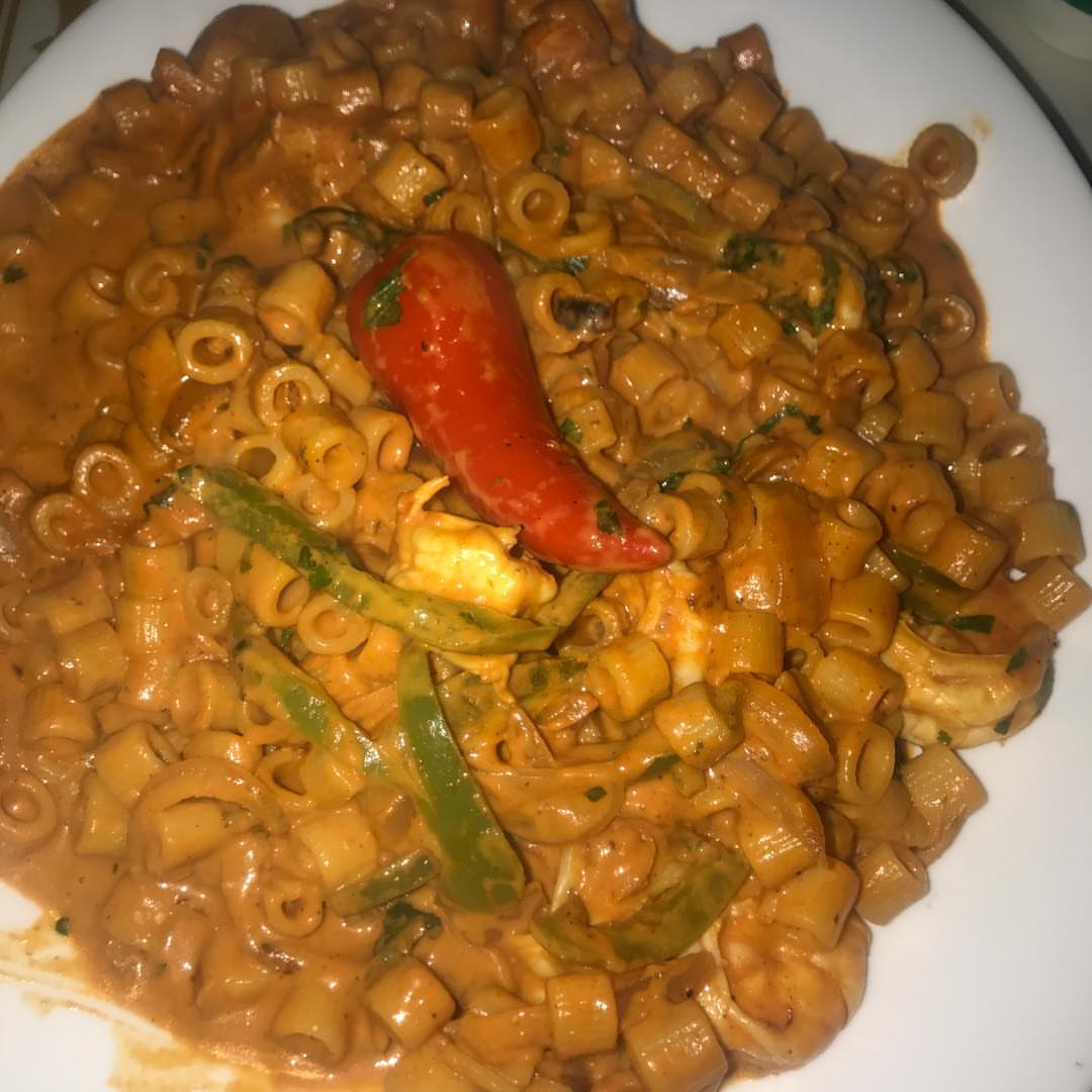 مكرونه ربيان مكس صوص