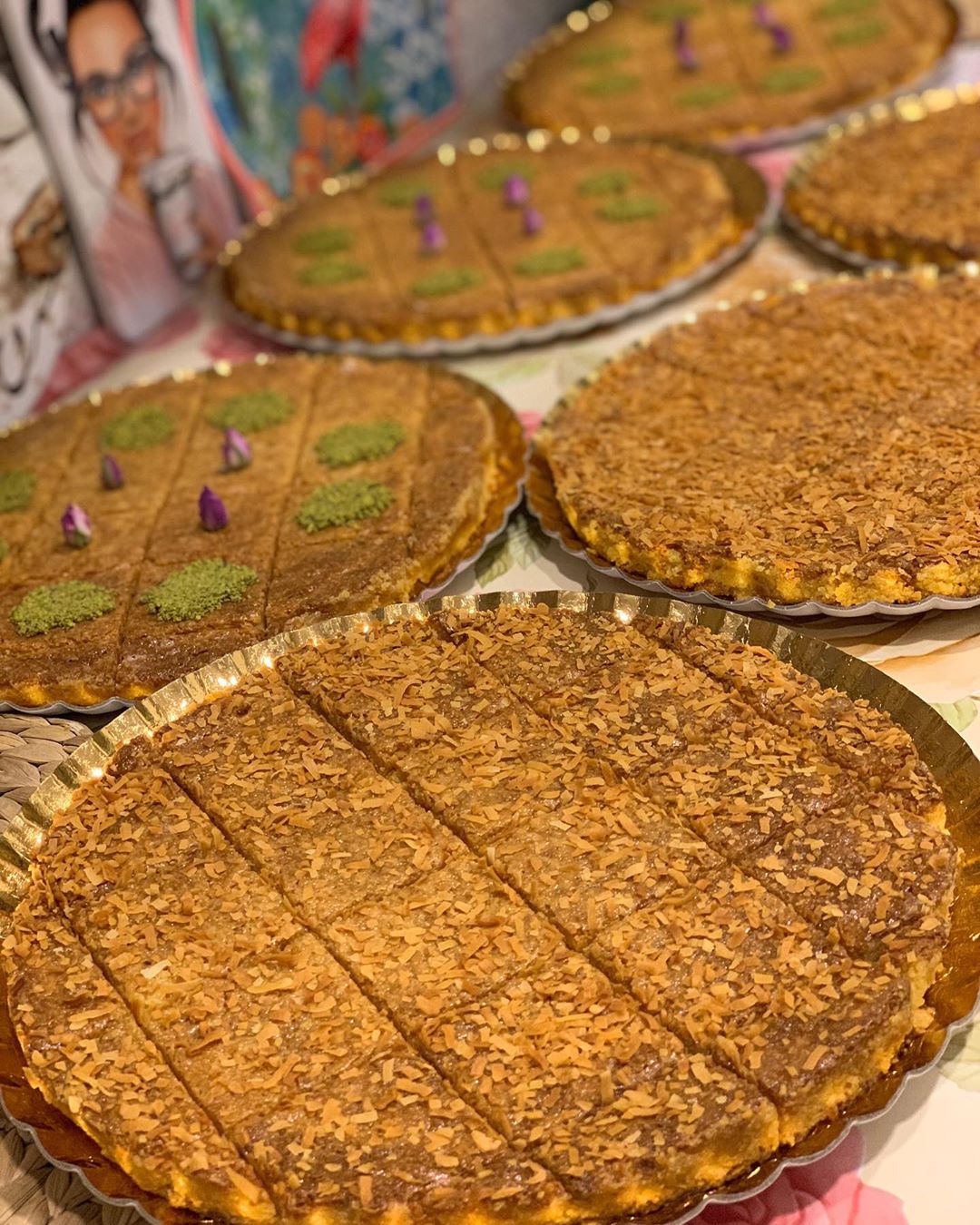 لطلب على الواتس اب