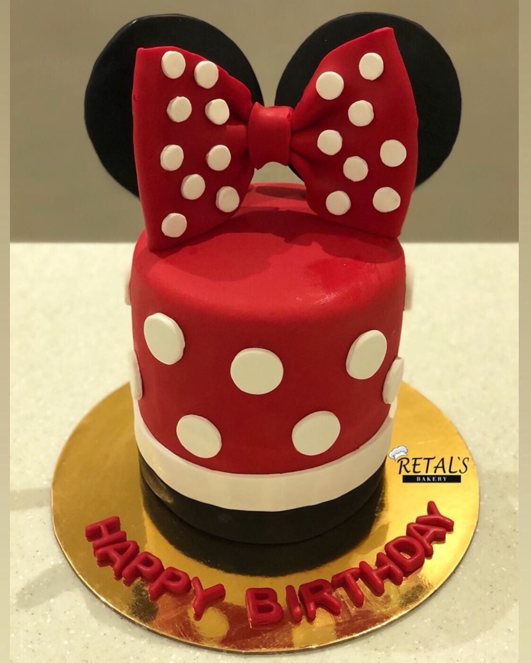 #cakedecorating #cake #cakes #mini_mouse