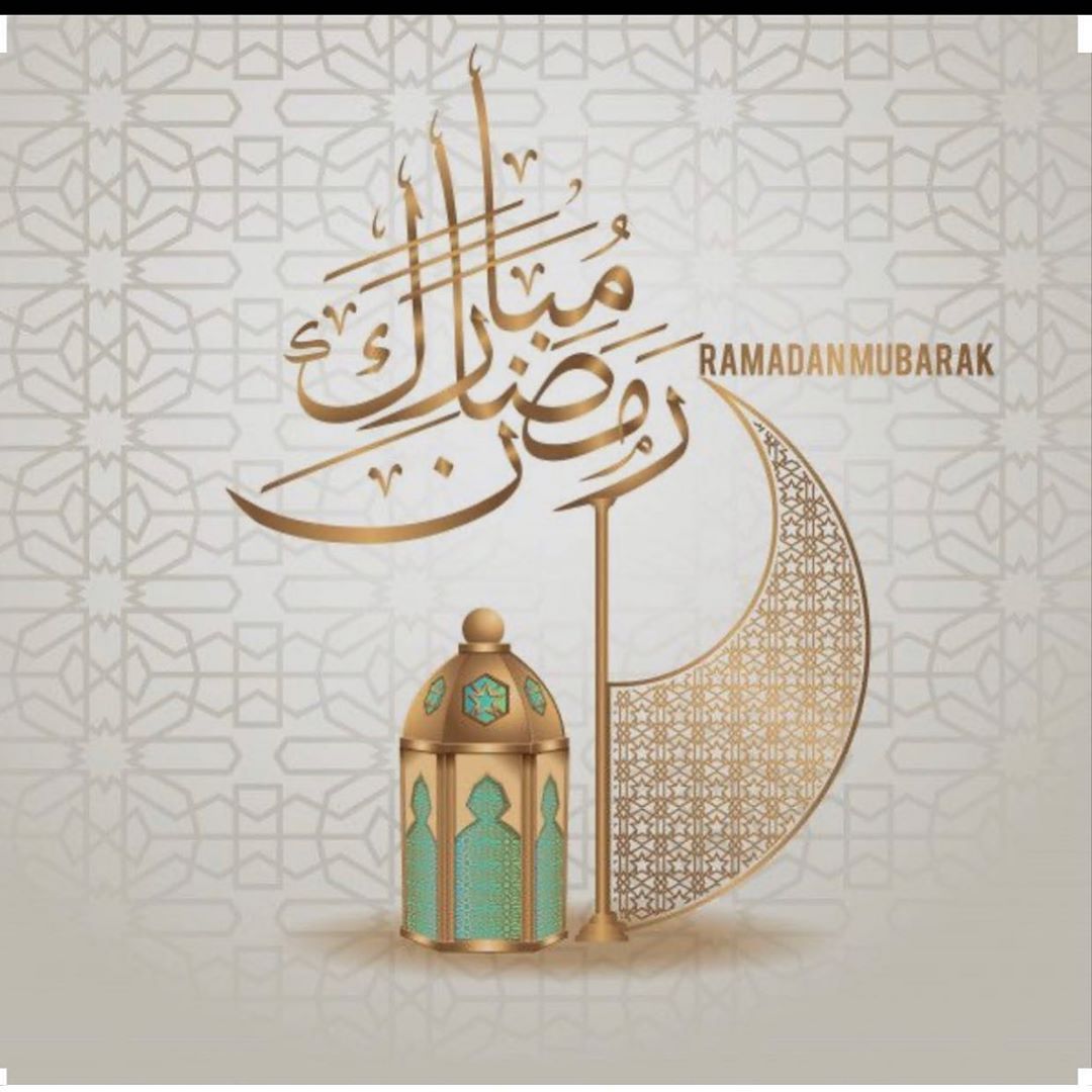 ‏نبارك لكم قدوم شهر ⁧‫#رمضان ‬⁩ وأعاننا الله وإياكم على صيامه وقيامه وجعلنا وأياكم من عتقا