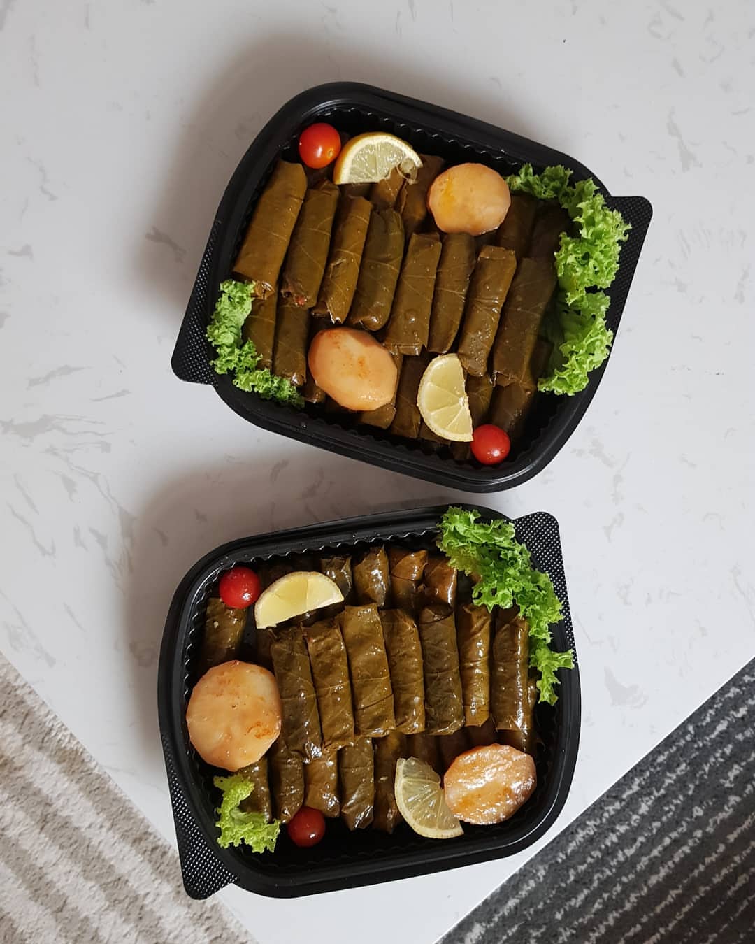 . ورق عنب لذيذ و ناطع __________________ #فطاير_مشكله #ورق_عنب #ميني_برجر #مفرزنات #مسخن #