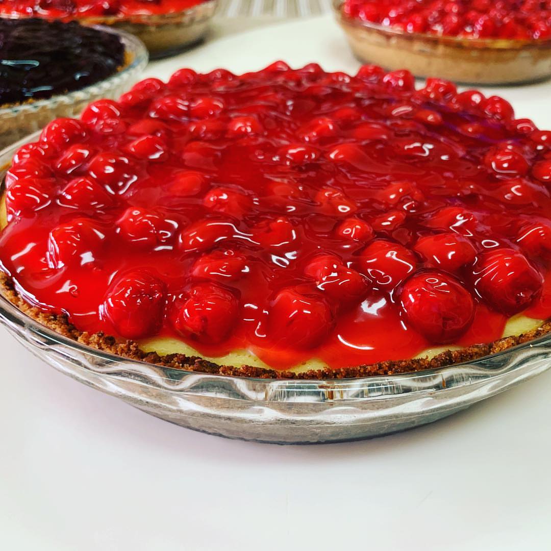#mamasweetcheese#cherry#cheesecake#mamacherry#cheesecake#desserts#delicious#sweets#jeddah#