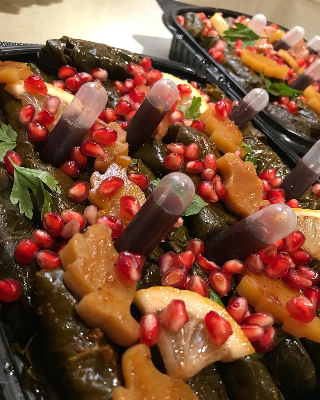 لا يفوتكم عرض الاثنين والثلاثاء نستقبل طلباتكم من اليوم للطلب على الواتساب او الدايركت ❤️