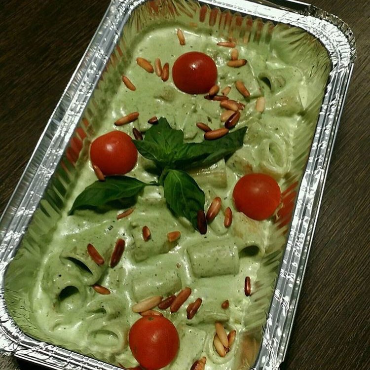 سلطة الافكادو اللذيذه المميزه