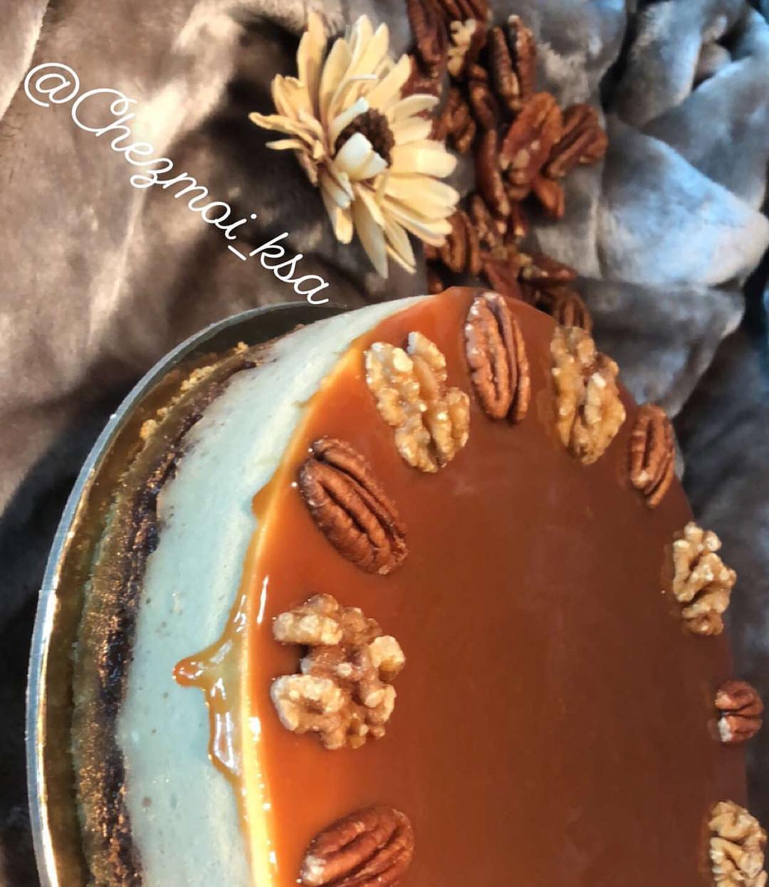 #pecancheesecake#lotuscheescake#cheesecake#yummy#jeddah#makkah#pecan#تشيزكيك#لوتس#بيكان#بي